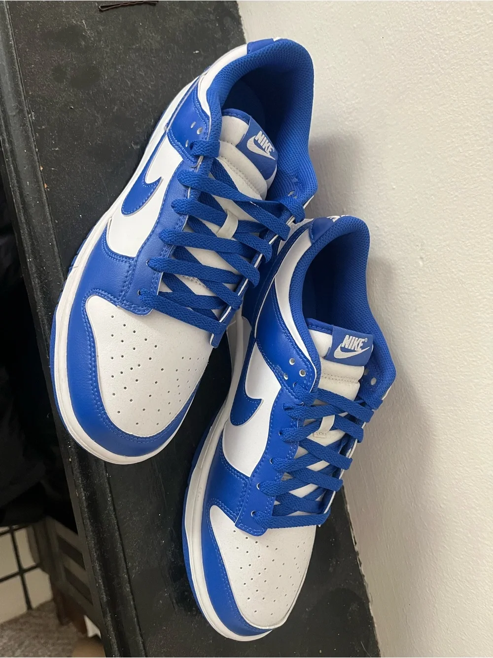 Nike Low-Top Sneakers in Blue and White